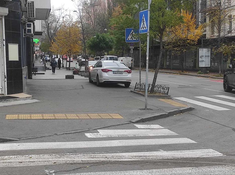 Комерційна нерухомість за адресою вул. Іллєнка Юрія (площа 220 м²) - Atlanta.ua - фото 2