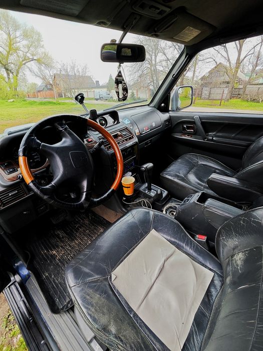 Mitsubishi Pajero 1995