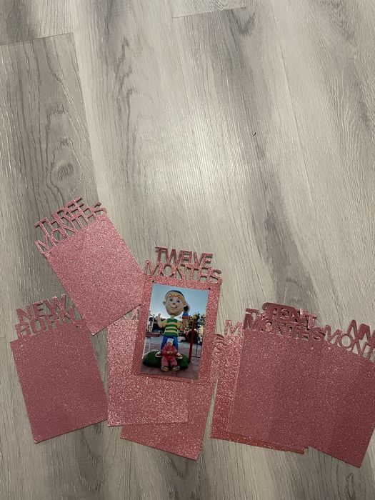 Фотозона на 1 рік для дівчинки  Картки до 1 року