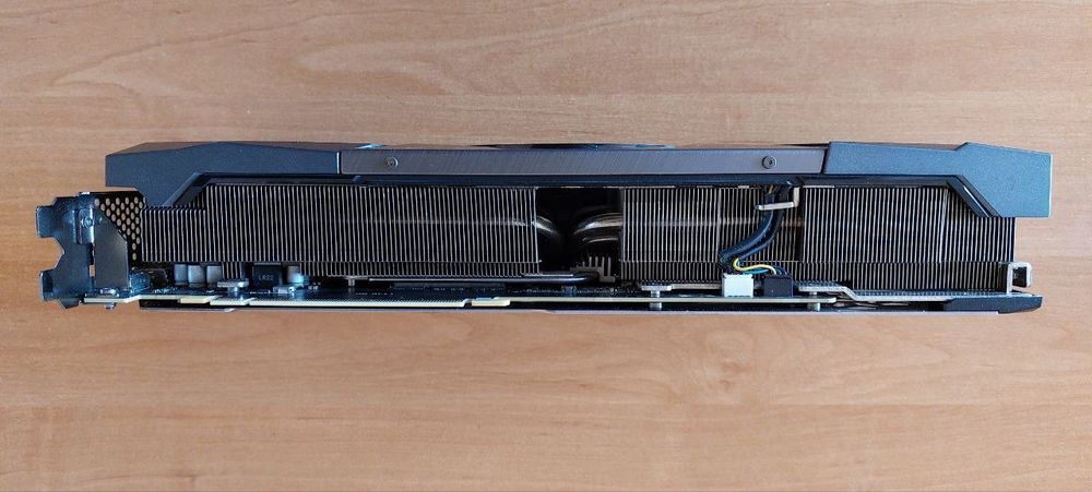 видеокарта  MSI GeForce RTX 3070 SUPRIM X