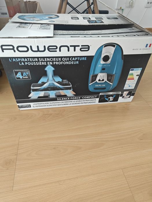 Aspirador Rowenta Silence Force Compact RO6365EA