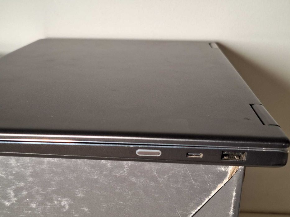 Laptop Lenovo YOGA 720 dotykowy ekran, i5, GTX1050 /256GB SSD/ 8GB RAM