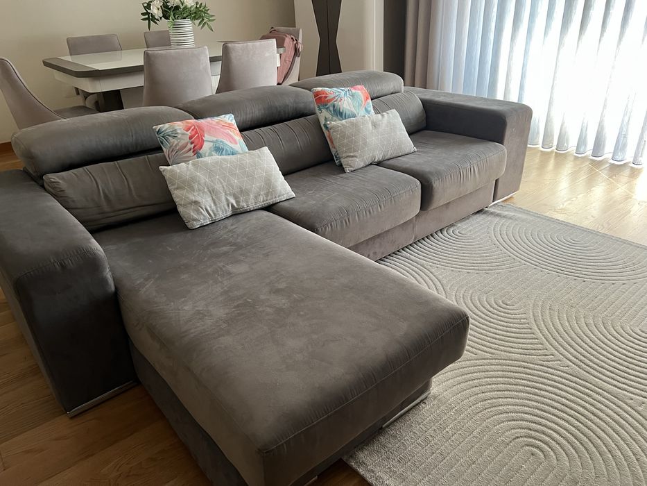 Sofá com Chaise Longue