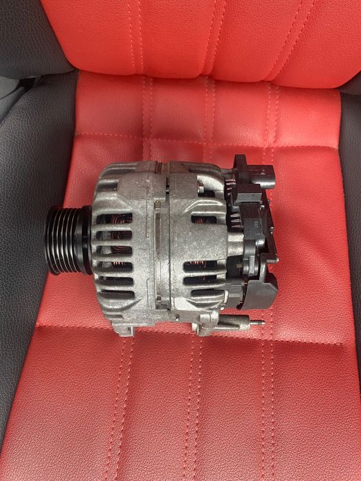 Генератор гольф 5 , 1,4