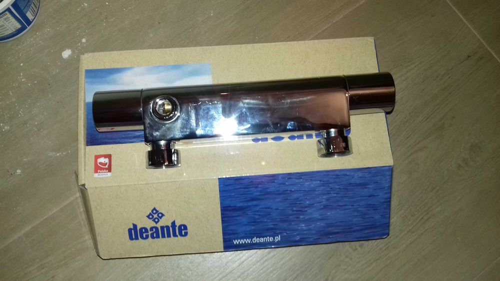 Bateria pod prysznic