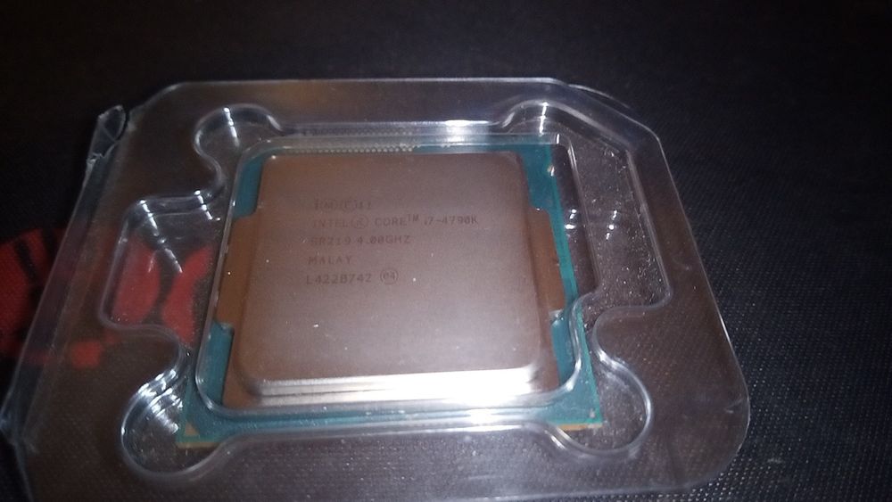 Procesor i7 4790k socket 1150 stan idealny