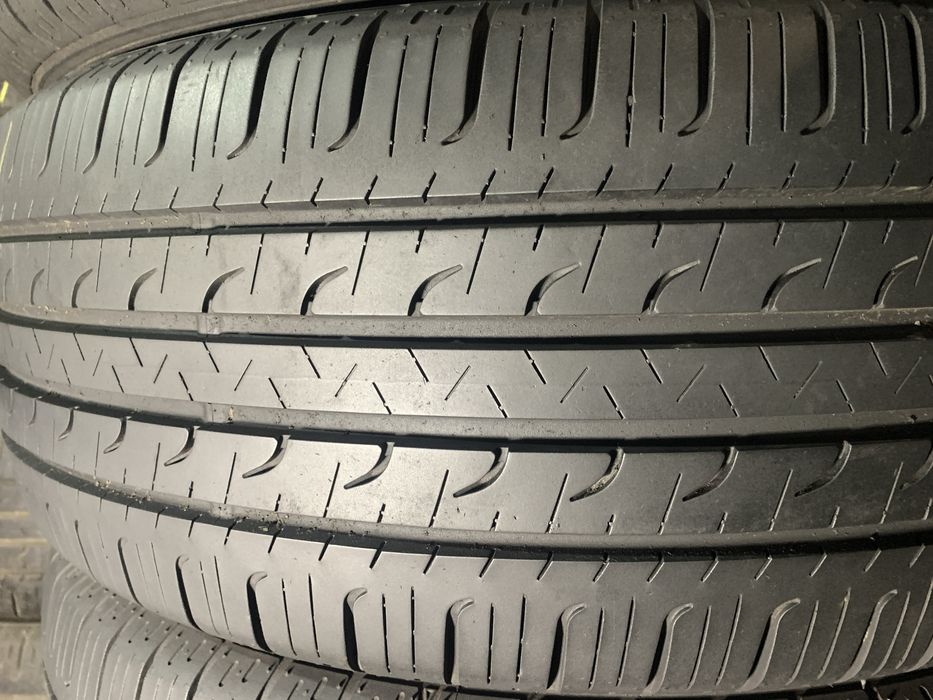 225/55 19 GoodYear EfficientGrip Suv 4*4