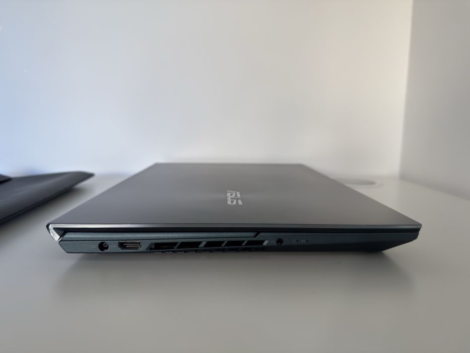 ASUS ZenBook Pro Duo UX582HS i9 32GB RTX3080