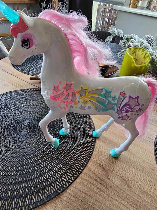 Barbie, zabawka interaktywna Jednorożec - magiczne włosy, GFH60
