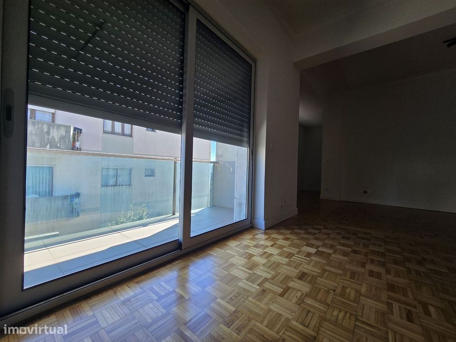 Apartamento para Arrendamento | Rua do Taxa, Braga