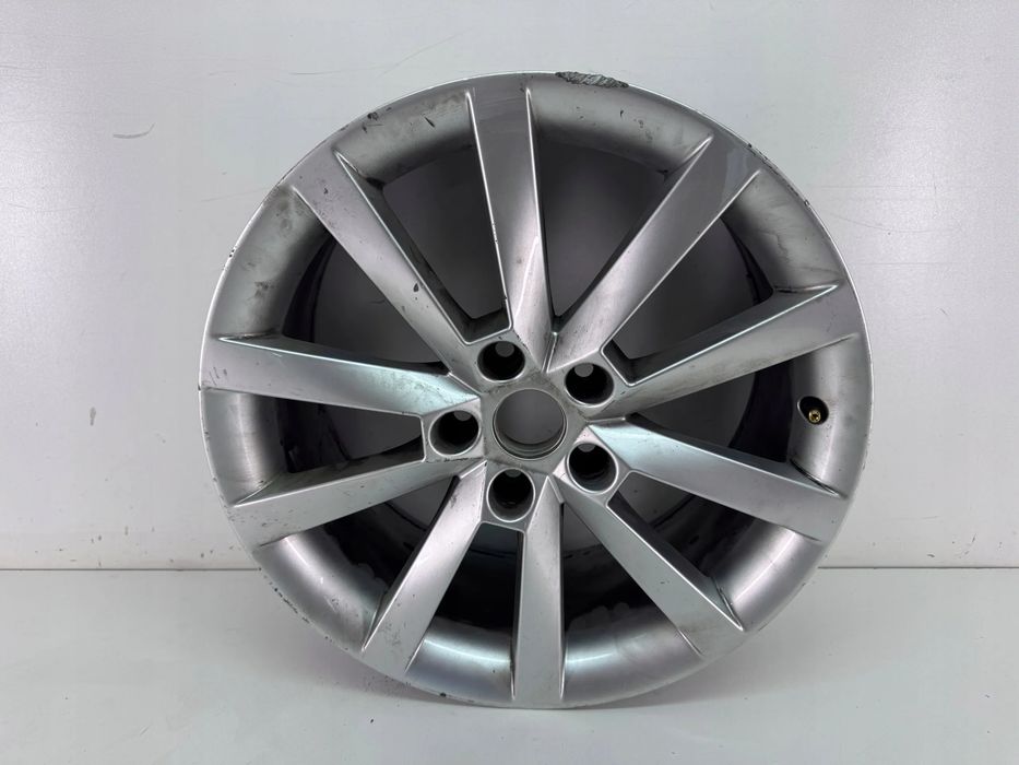 5E0601025Q Skoda Octavia III 3 Felga Aluminiowa 18''