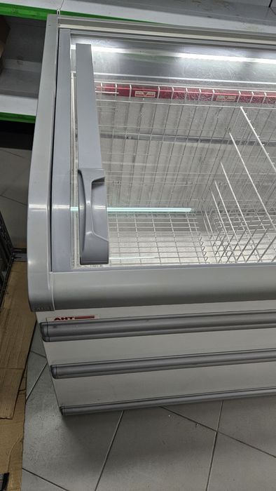 Arca congeladora comercial