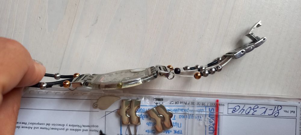 Часы swatch ультраплоские