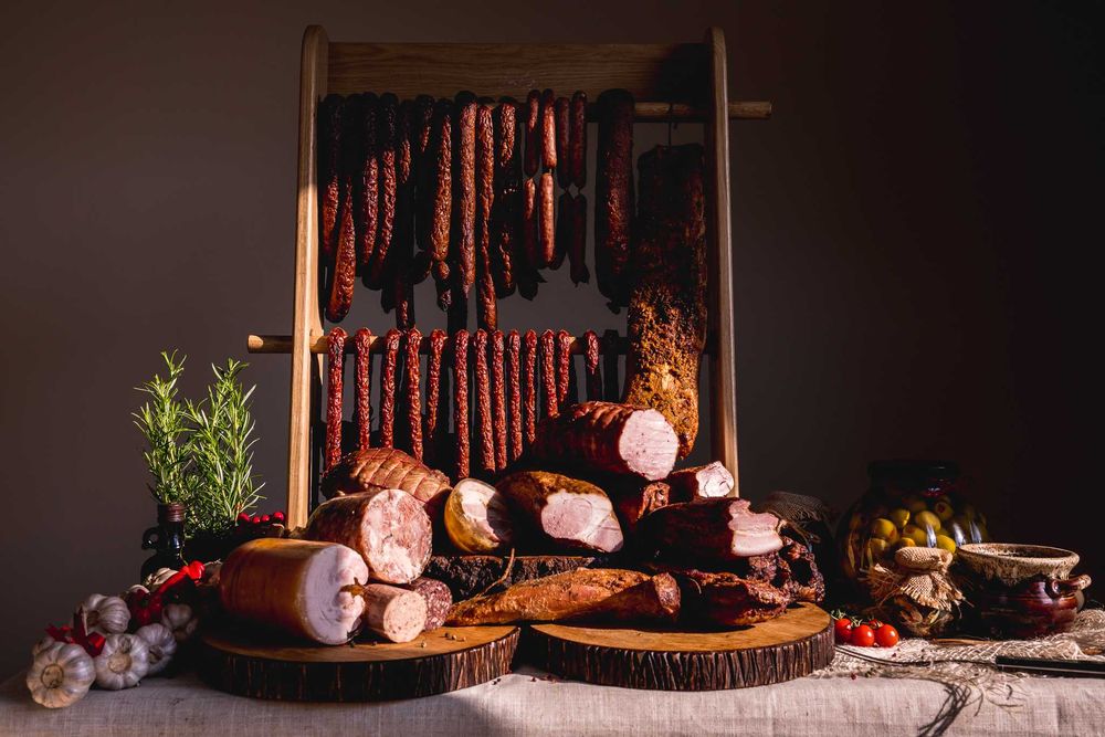 Wyroby wiejskie | Tradycyjne wędliny | Stół catering na Twój Event