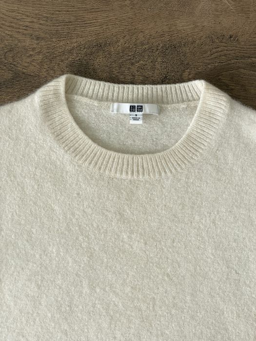 Светр uniqlo 100% вовна