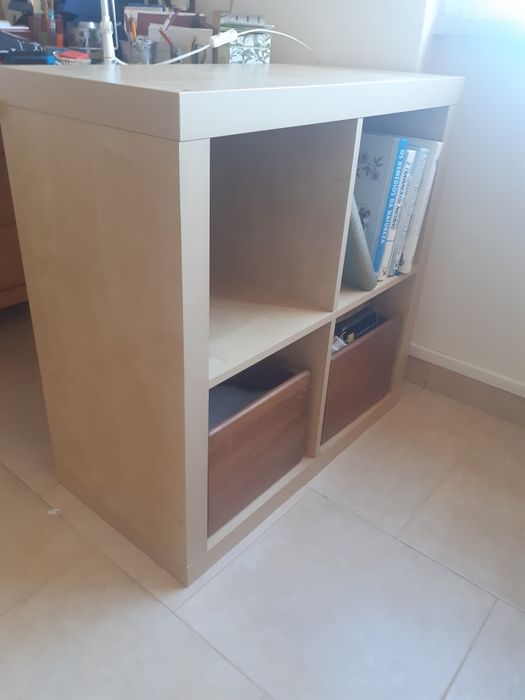 Móvel do ikea do modelo kallax