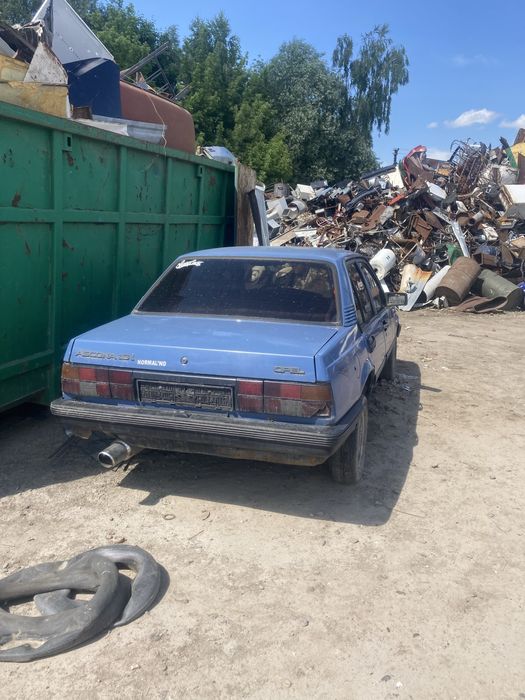 Двигун Opel Ascona 1.6j e16nz