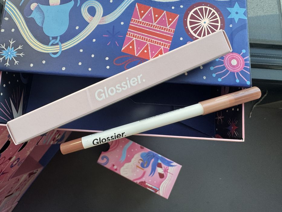 Олівець для губ glossier, колір buff, 1,2 gr
