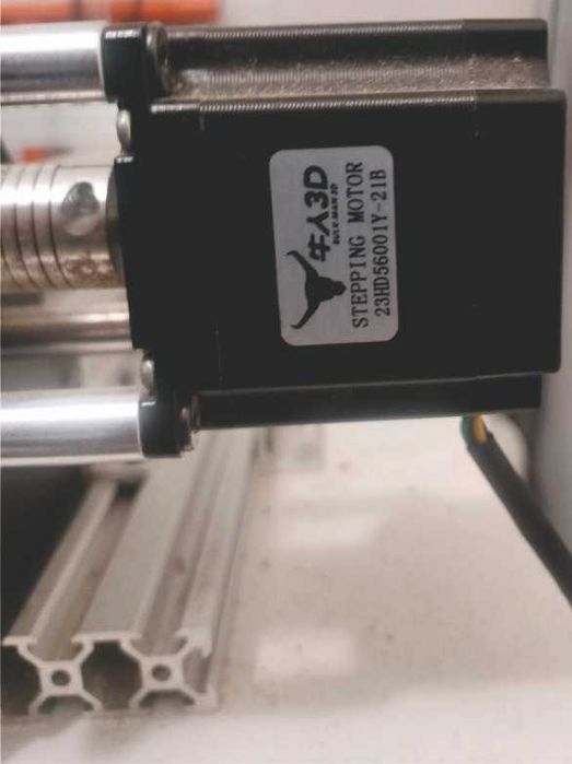 CNC CORTE  SPLINDE - REFRIGERADO A AGUA E LAZER DIODO