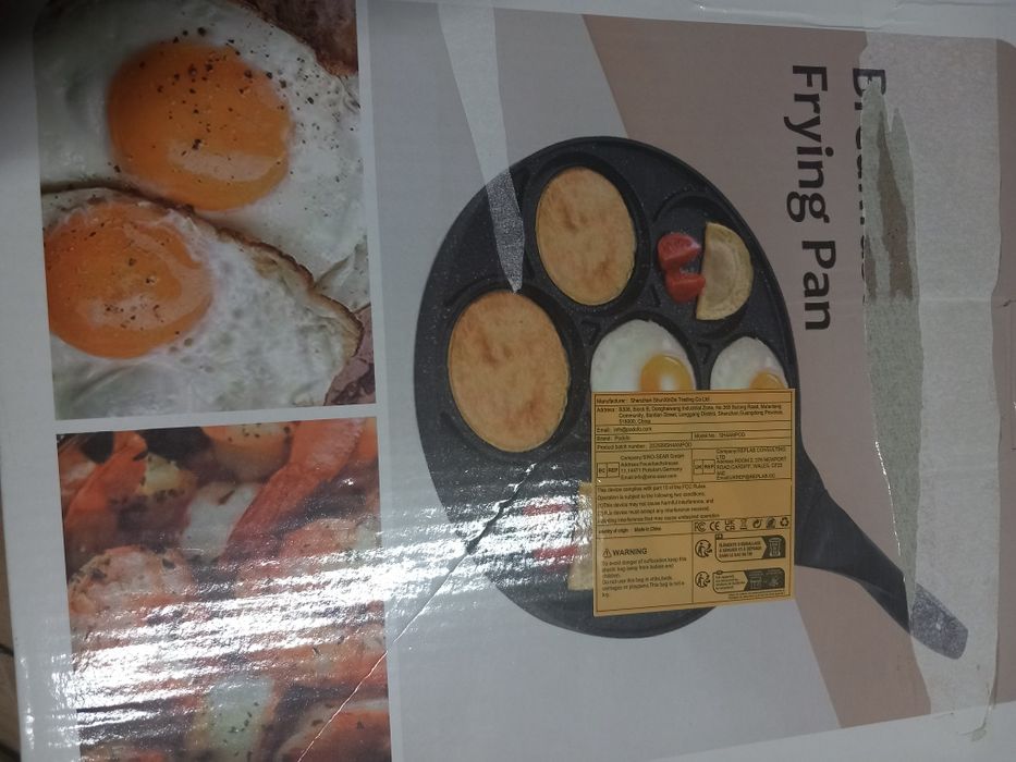 Frigideira com formas individuais nova