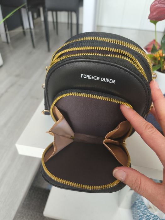 Torebka, rowerówka mała na ramię Forever Queen, czarna stan jak nowy