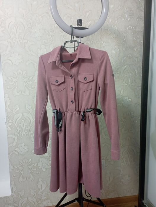 Гарне зручне плаття для дівчаток на кожен день