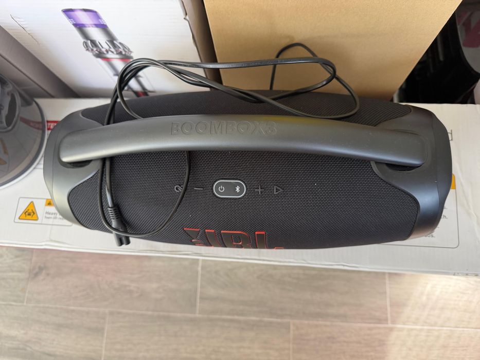 Coluna JBL Bombox 3