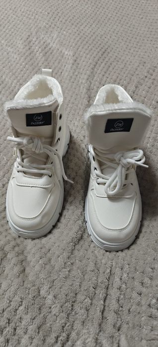 Nowe damskie śniegowce ocieplane