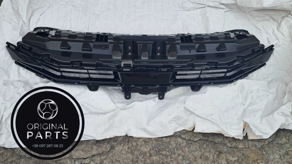 Крило заднє ліве toyota camry 80 2024+ нове оригінал