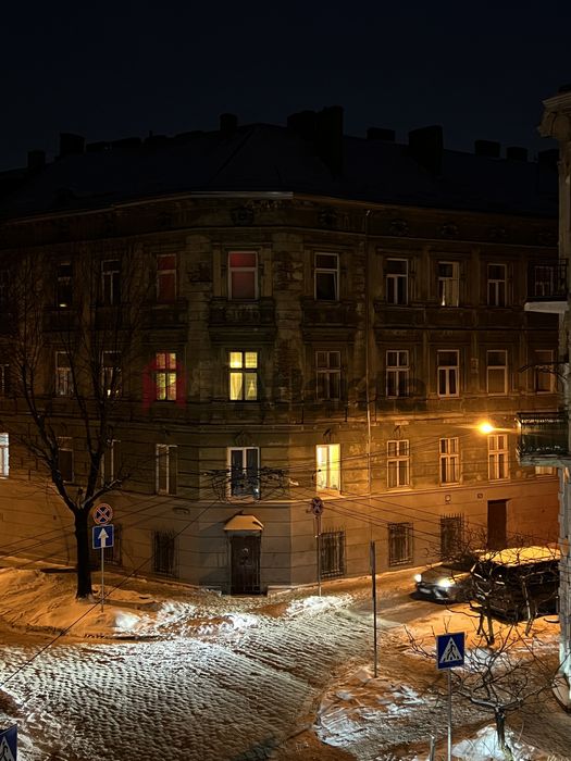 Продаж фасадного комерційного приміщення у ближньому центрі Львова