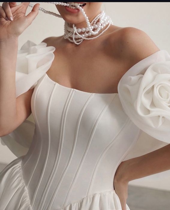 Весільна сукня,не вінчана,після хімчистки