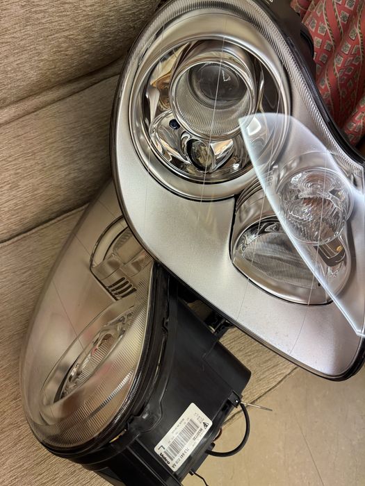 *NOVO - Conjunto opticas frontais bi-xenon Porsche Cayenne 955