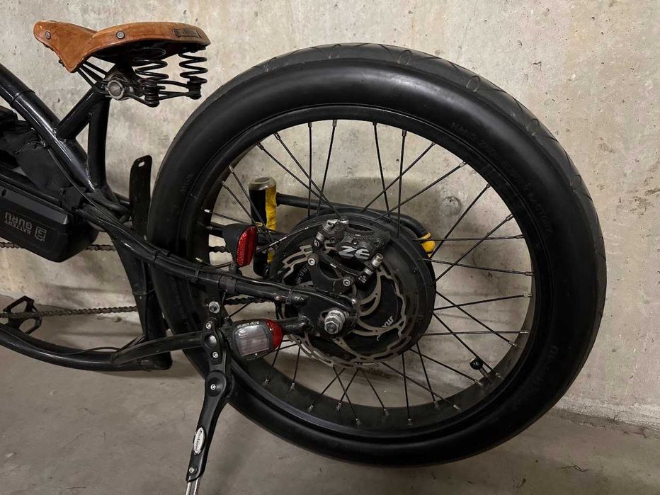 Rower Chopper Custom E-Bike Stretch Cruiser 2000W | Rapid S-2000 | Battery Guru 48V 17.5Ah | Shimano ZEE