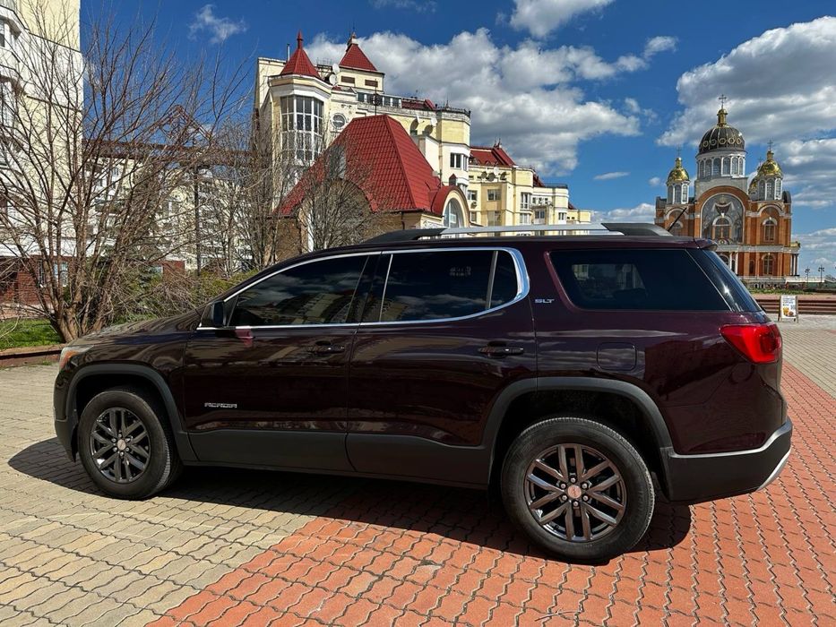 GMC ACADIA 2016 року 6 місц