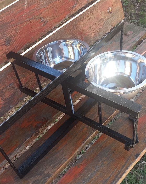 Кормушка Годувальниця для собаки