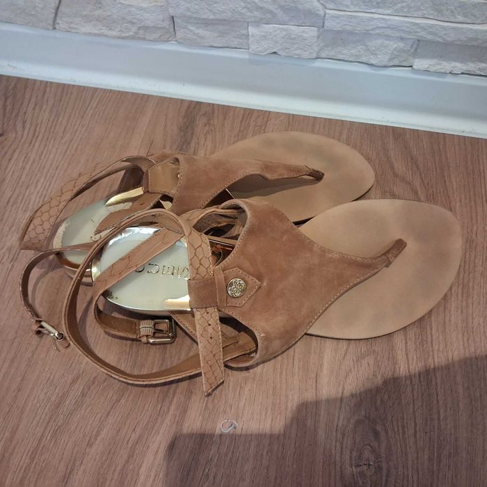 Guess 40 japonki sandaly