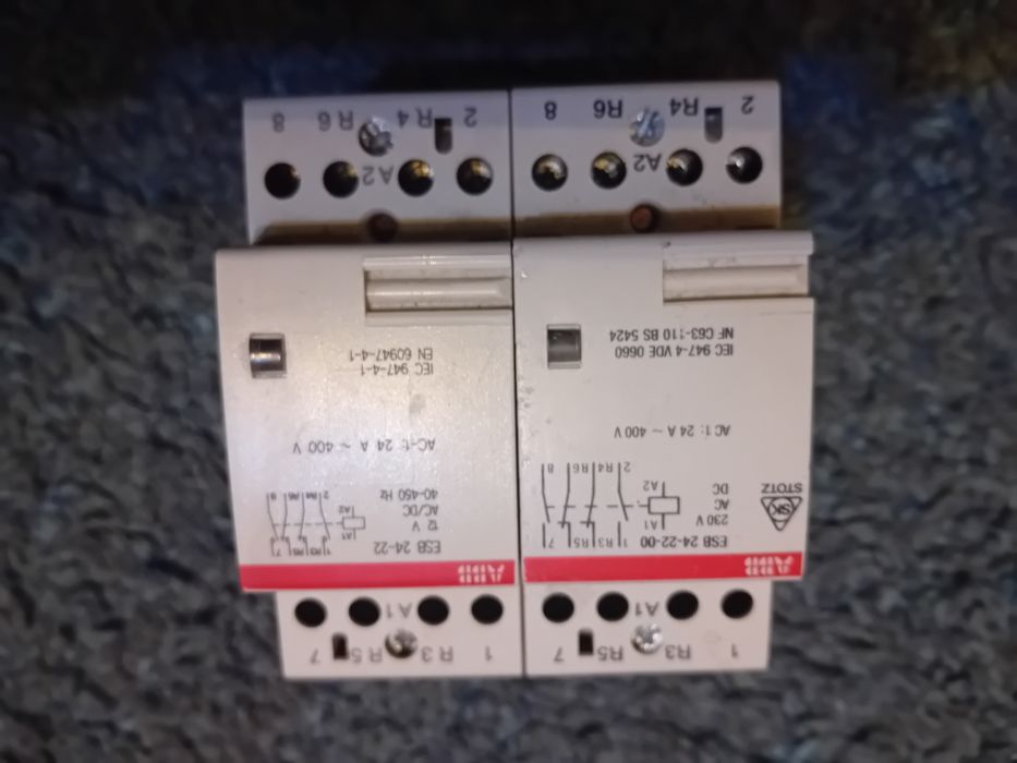 Styczniki modułowe ABB ESB 24-22 (12V oraz 230V)