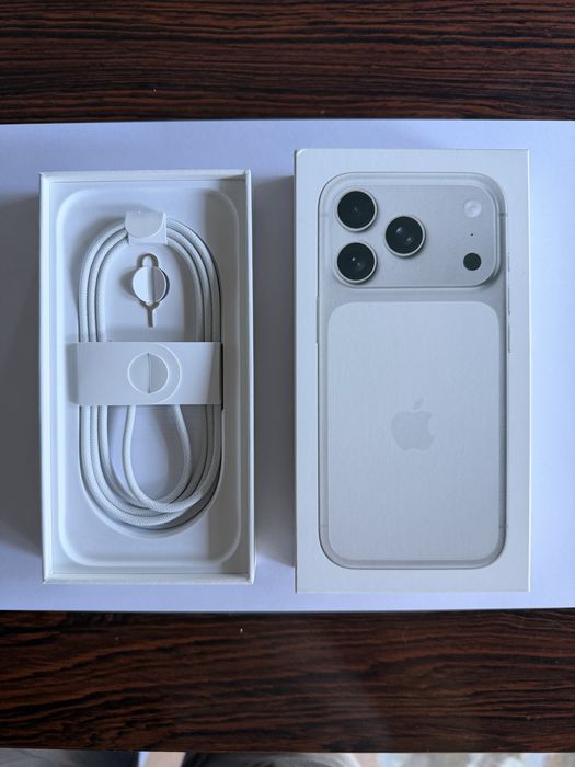 Iphone 17 Pro - Sem qualquer marca de uso