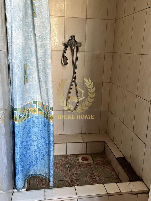 Продам велику кімнату у гуртожитку, Київ, метро Дорогожичи