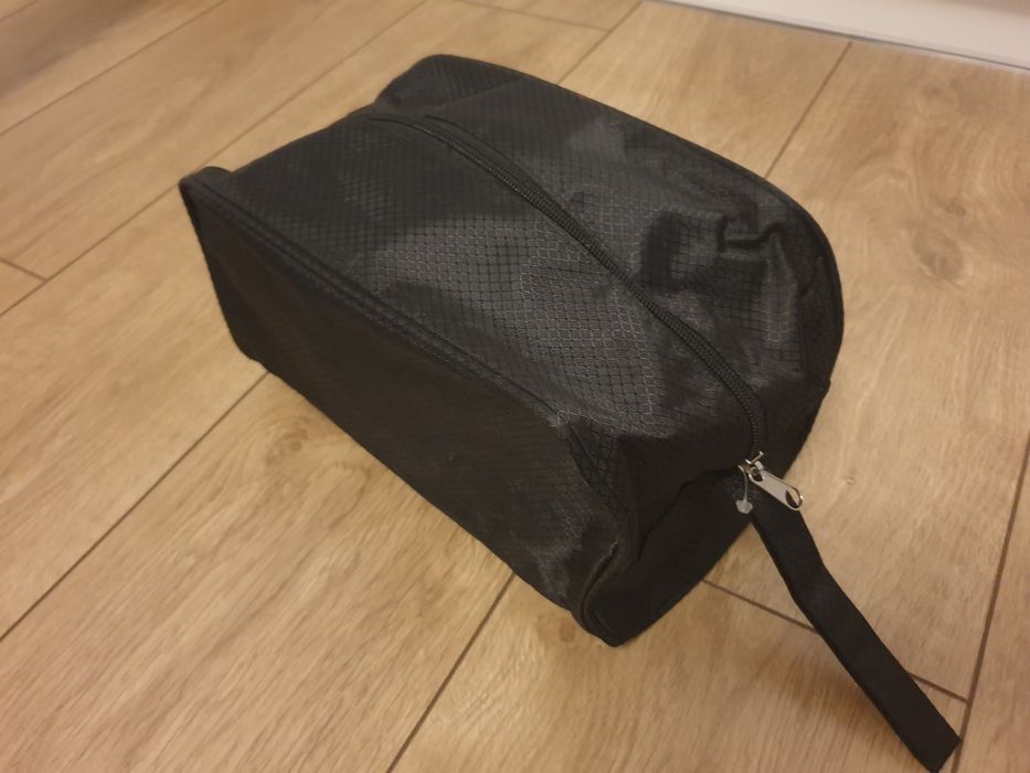 Kosmetyczka męska nowa