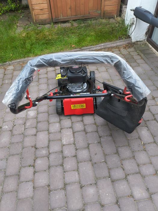 Sprzedam kosiarkę spalinową Nac 2 KW