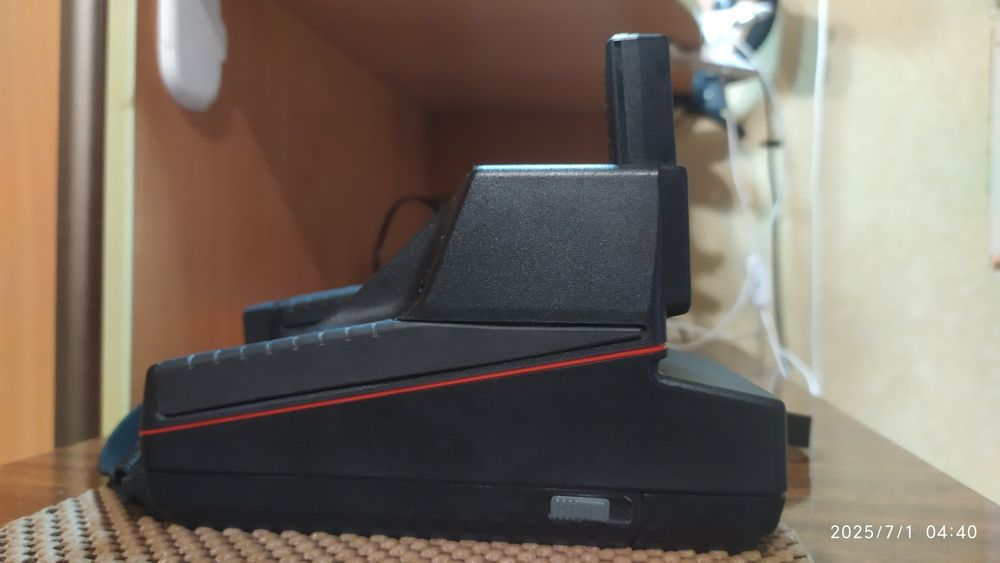 Фотоаппарат мгновенной съёмки