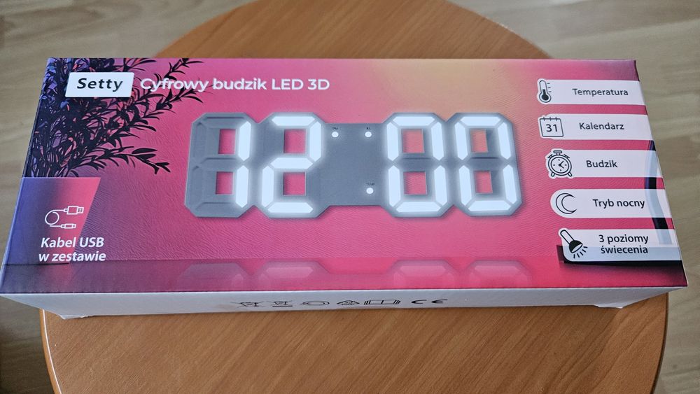 Zegarek led podświetlany budzik temp. data - nowy