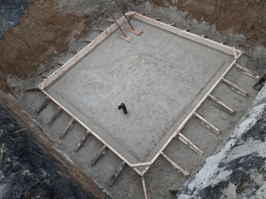 Кладка цегли, газоблоку | Будівництво стін