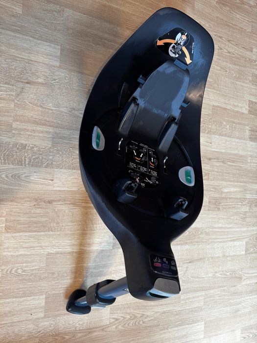 2 Foteliki z linii Cybex Platinium, Cloud Z i Sirona