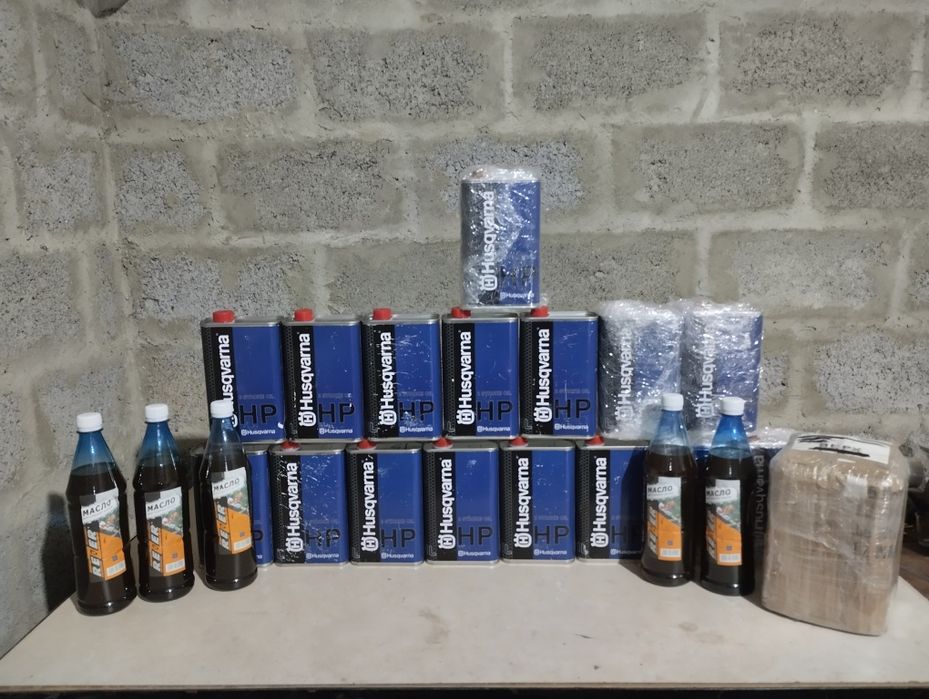 Масло олія Husqvarna 2 тактна для бензинових двигунів