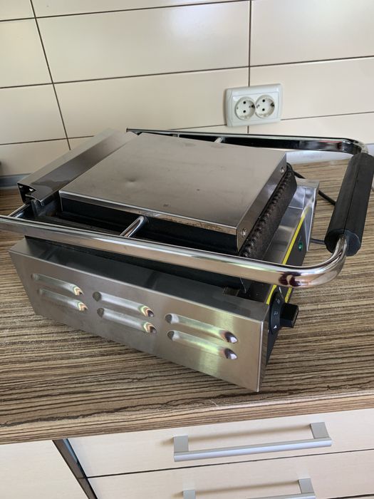 Гриль контактний Buffalo