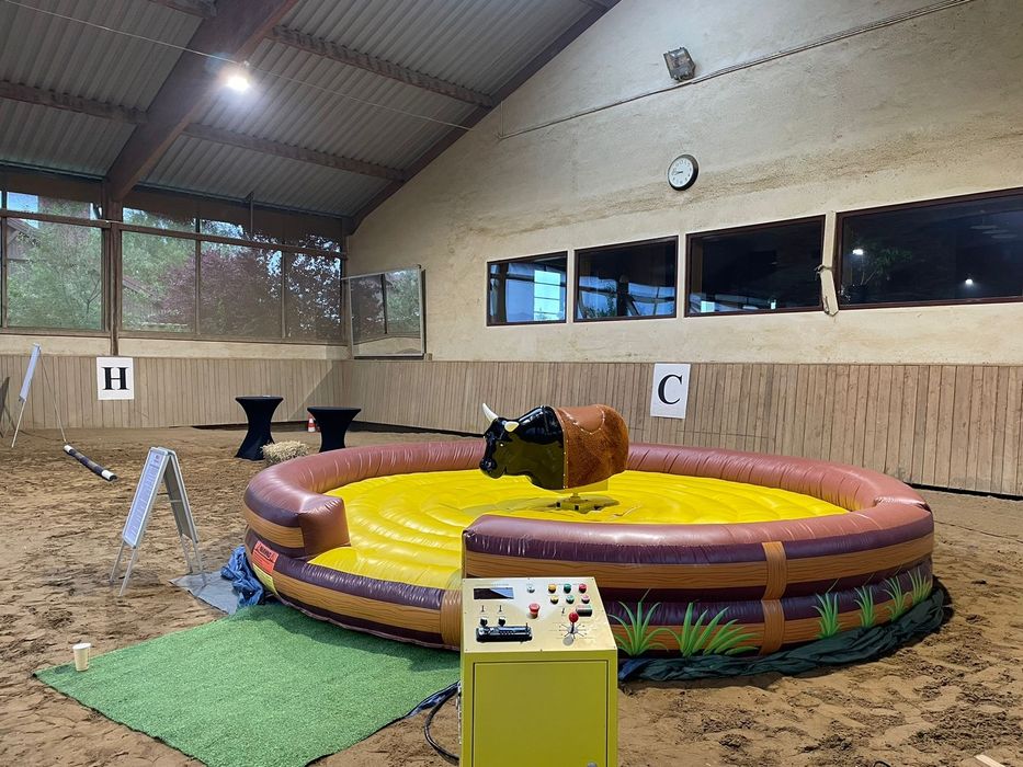 Symulator byk rodeo wynajem dmuchance