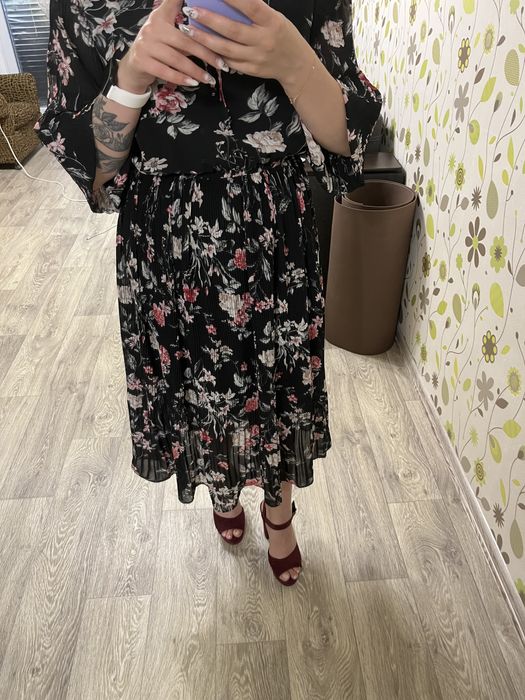 Шикарное платье миди