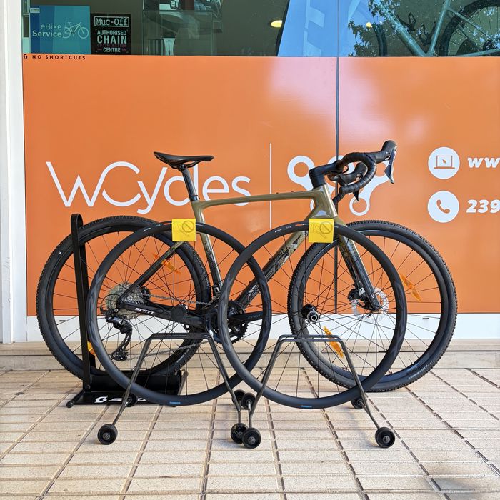 Scott Addict Gravel 40 + Rodas Shimano Carbono GRX - PROMOÇÃO !!!
